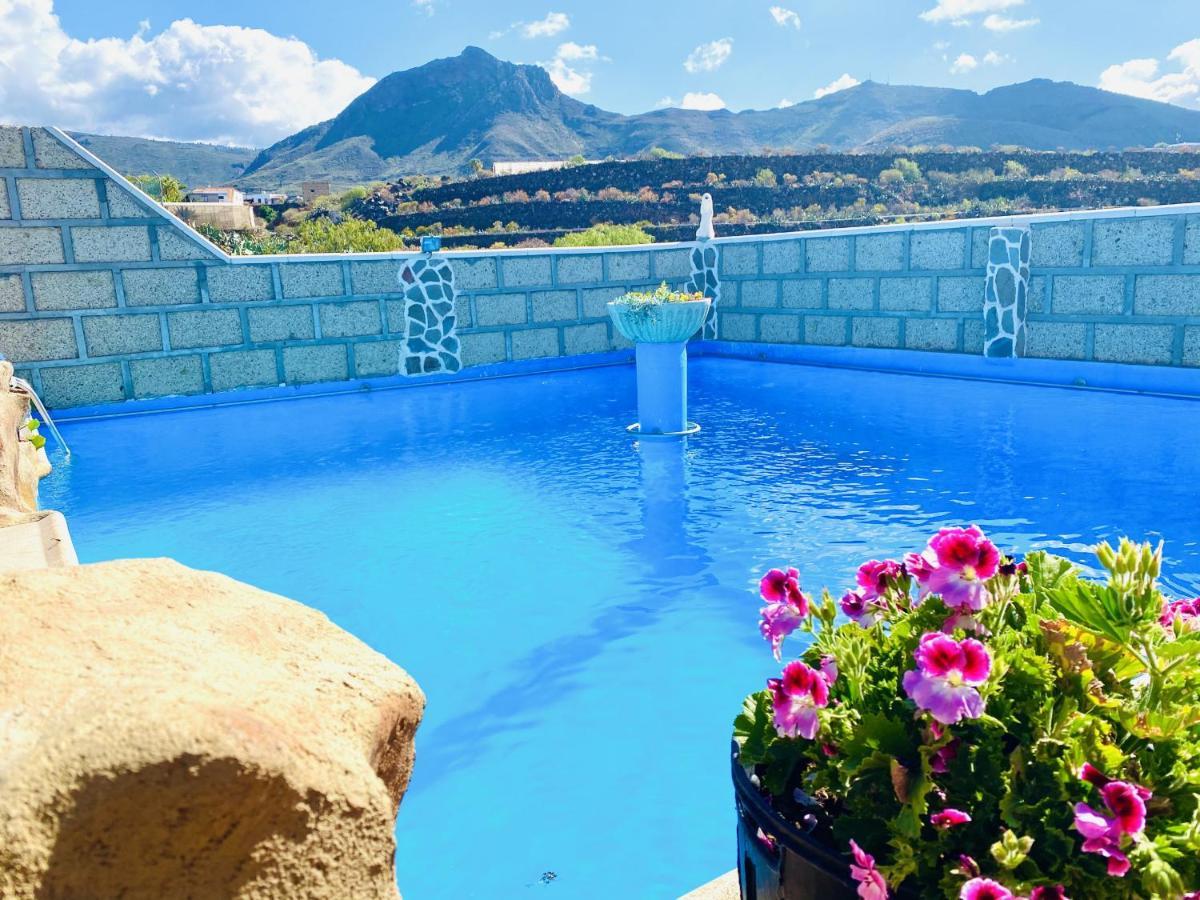 Lykke Suite Spa Sauna Piscina Y Jardin Buzanada Luaran gambar
