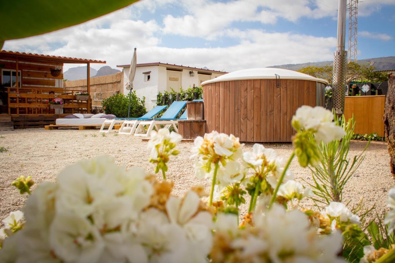 Lykke Suite Spa Sauna Piscina Y Jardin Buzanada Luaran gambar