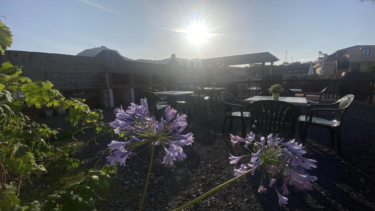 Lykke Suite Spa Sauna Piscina Y Jardin Buzanada Luaran gambar